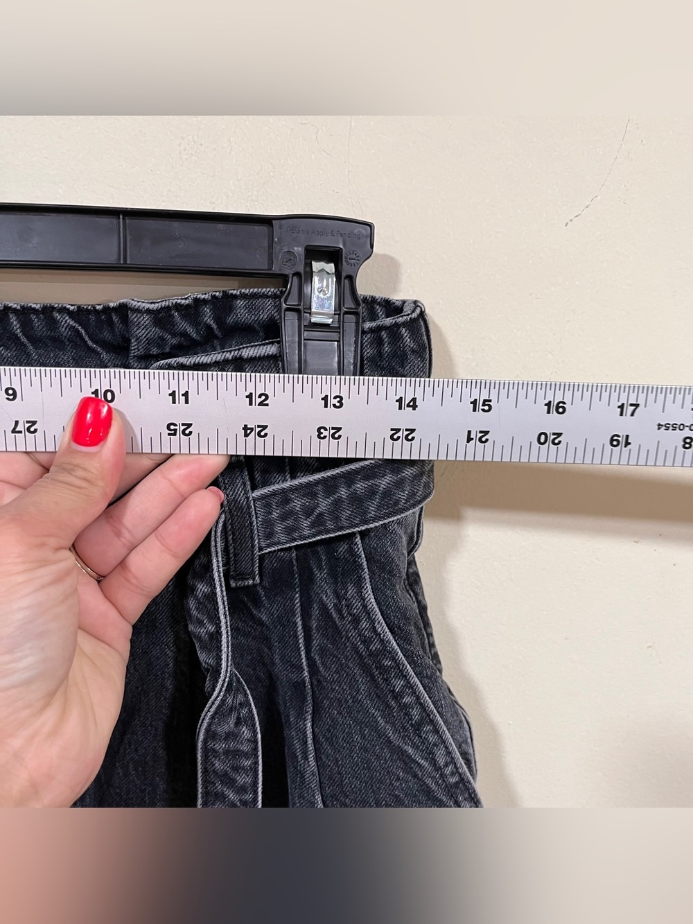 Abercrombie & Fitch high-rise paperbag waist jeans Mom jeans size 8 Regular EUC - Picture 6 of 11